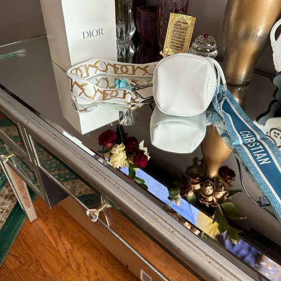 Dior - Picture 15 of 16